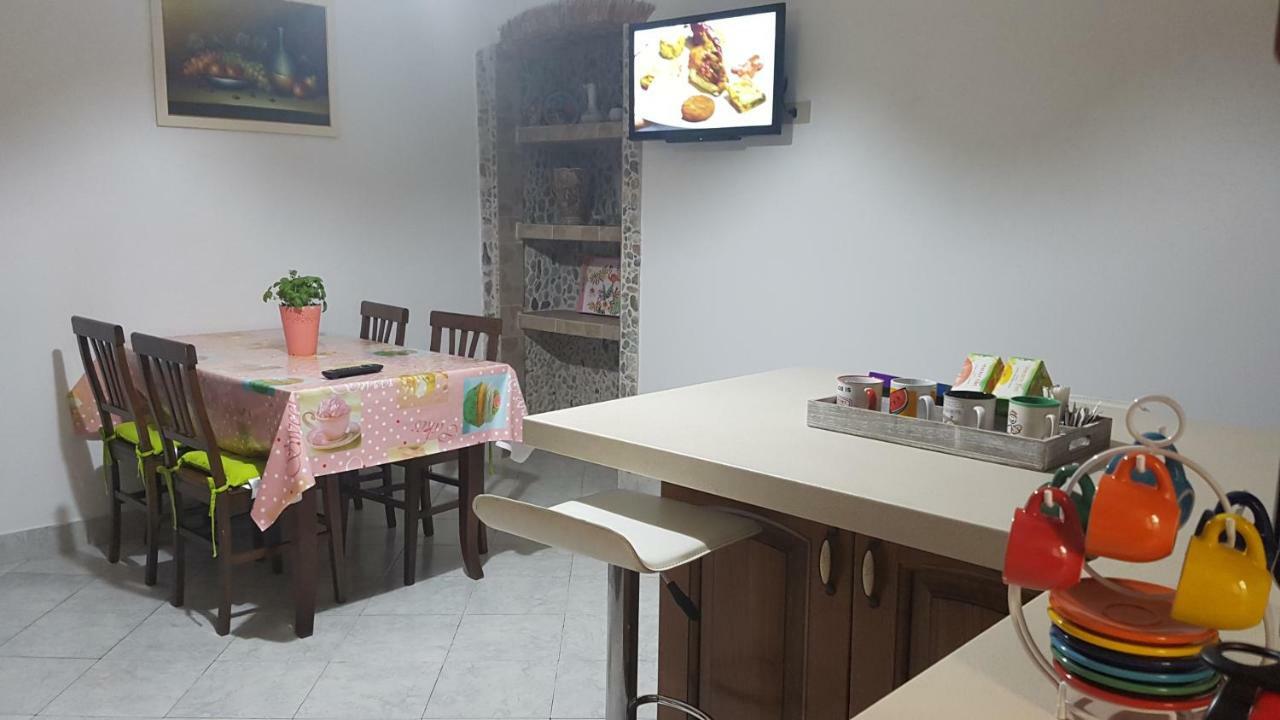 Appuntamento Al Porto Villa Savona Dış mekan fotoğraf